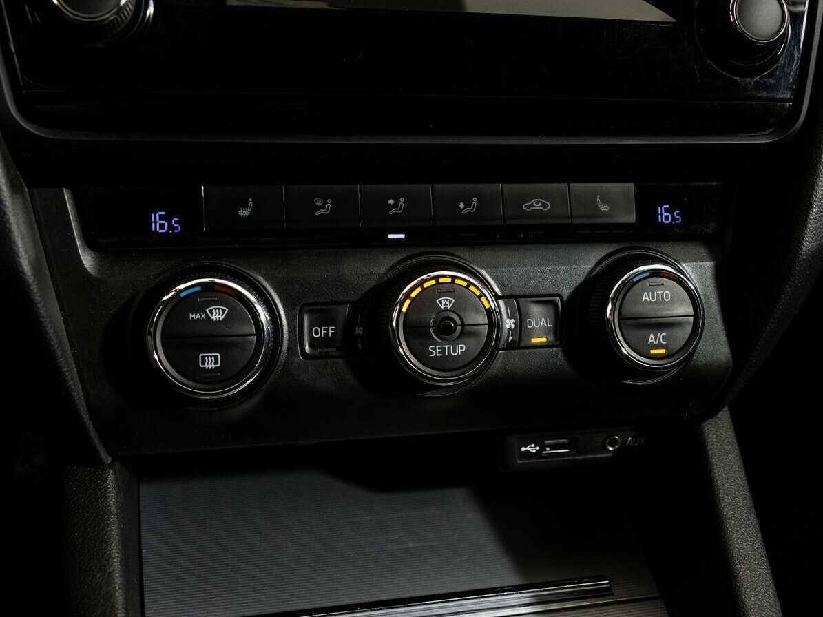 Skoda Octavia, 2015 - Фото №12