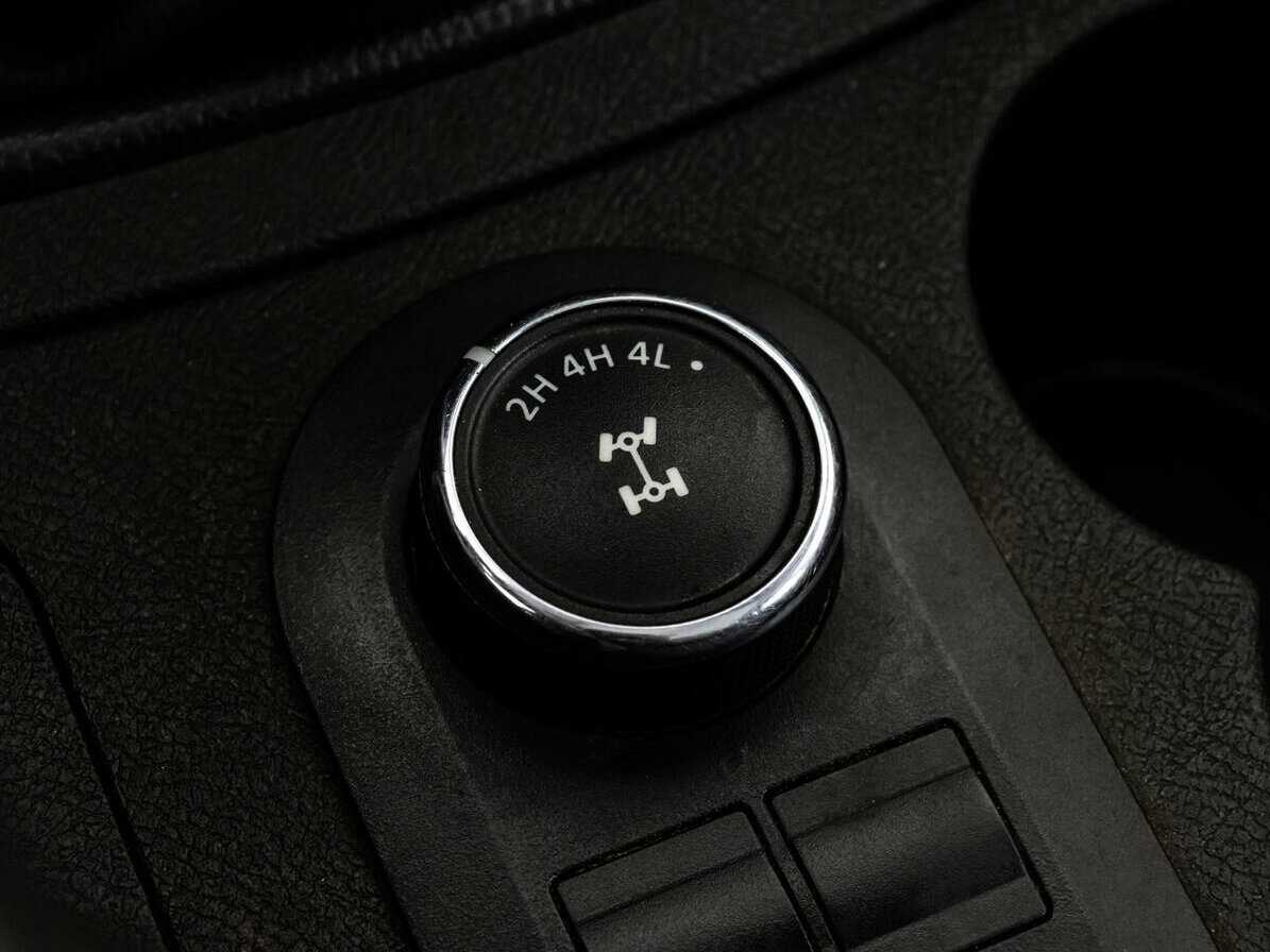 УАЗ Patriot, 2017 - Фото №11