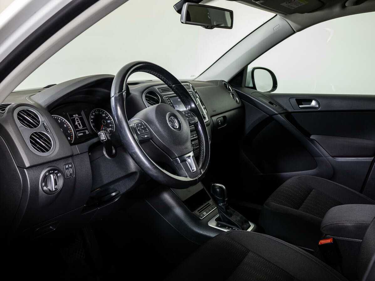 Volkswagen Tiguan, 2013 - Фото №8