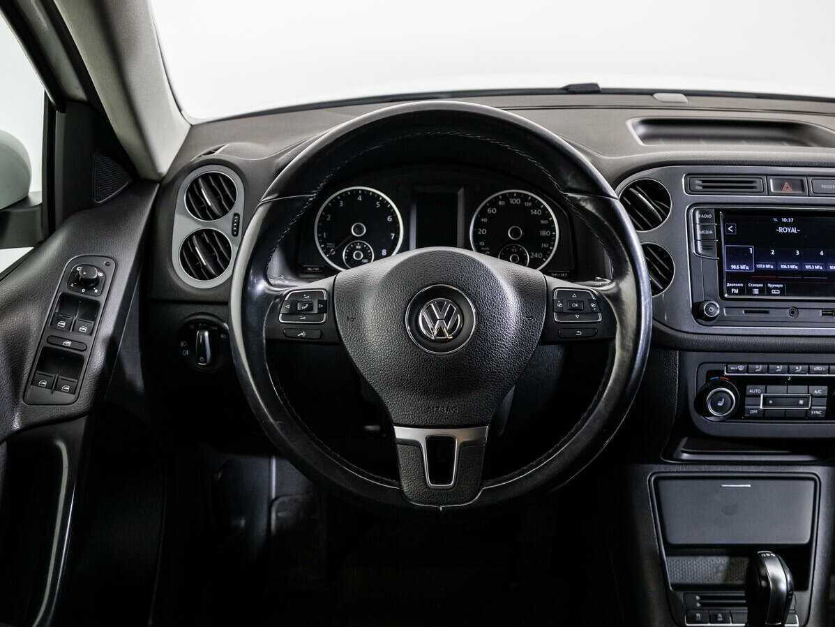 Volkswagen Tiguan, 2013 - Фото №11