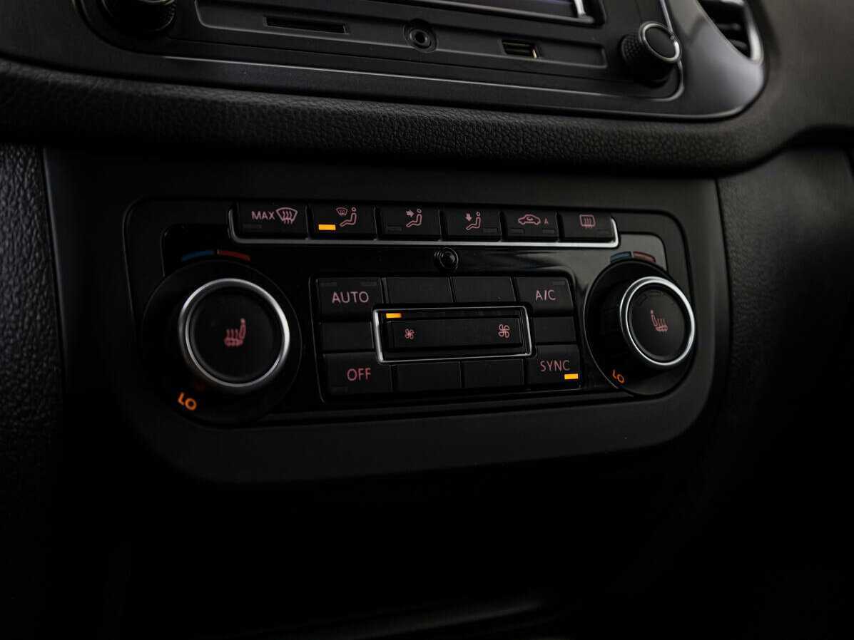 Volkswagen Tiguan, 2013 - Фото №13