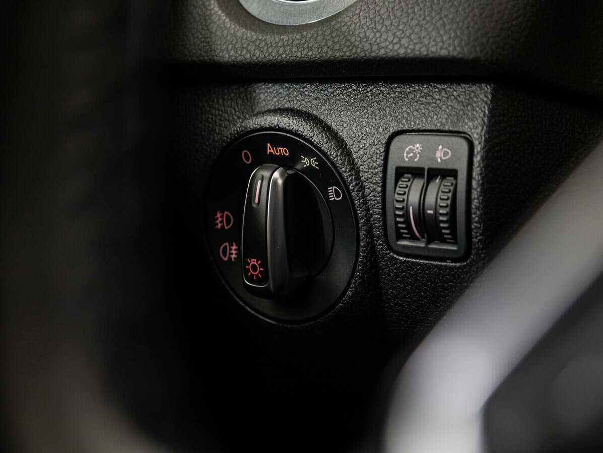 Volkswagen Tiguan, 2013 - Фото №14