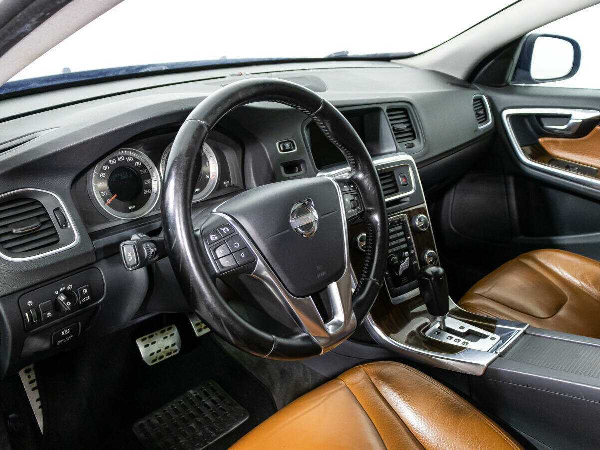 Volvo S60, 2012 - Фото №11