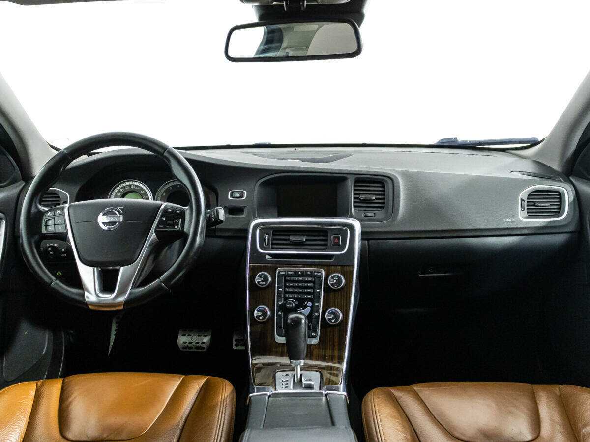 Volvo S60, 2012 - Фото №13