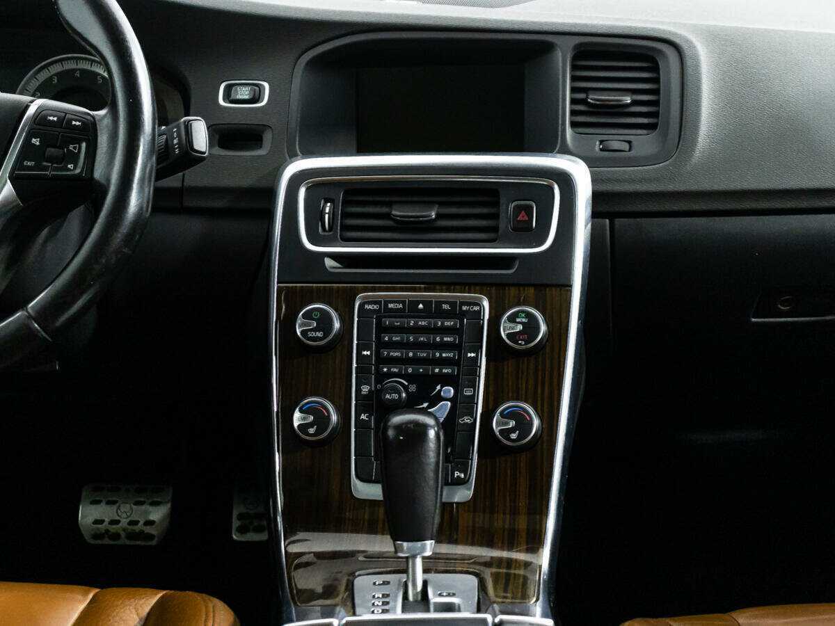 Volvo S60, 2012 - Фото №14