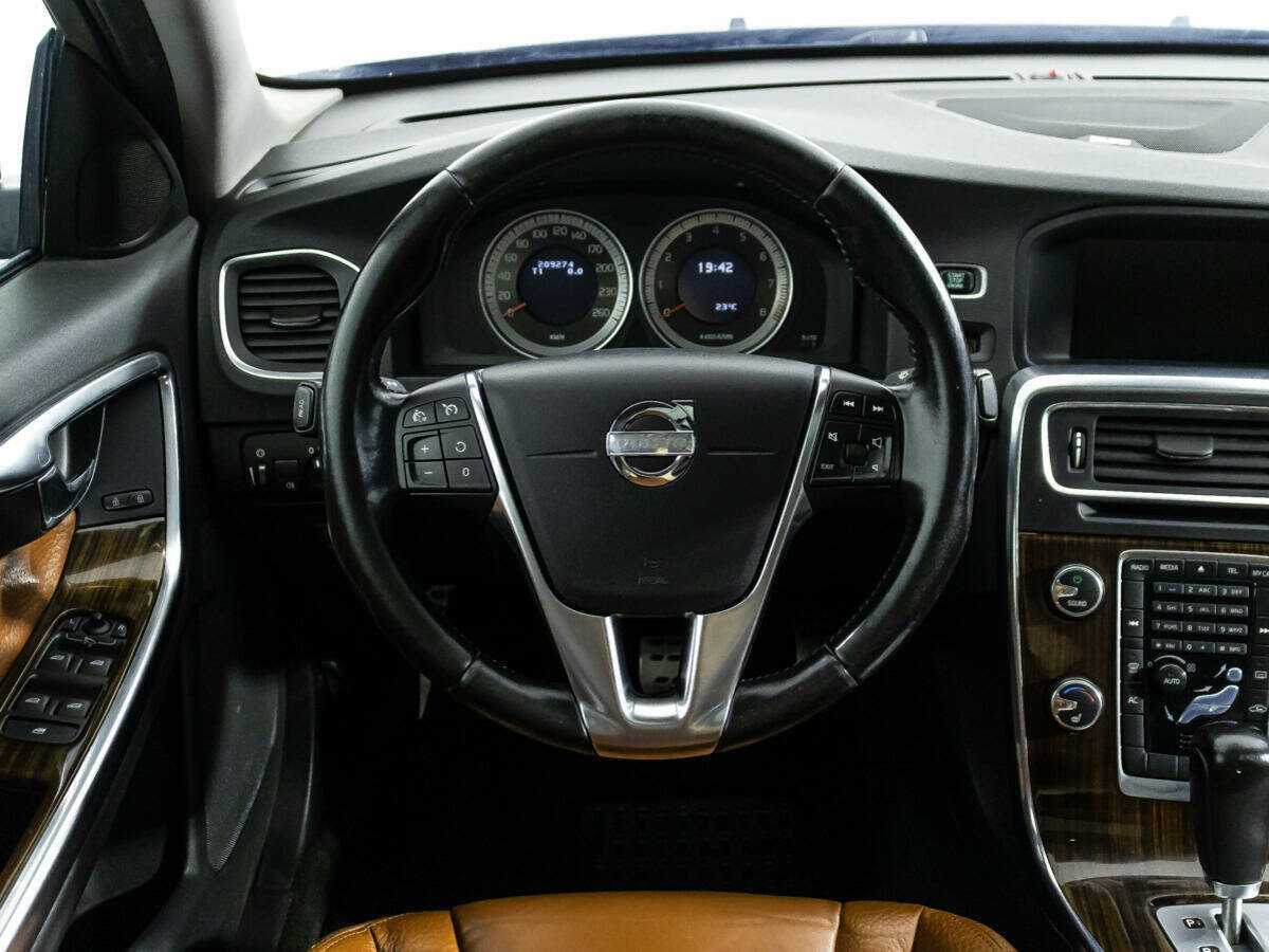 Volvo S60, 2012 - Фото №19