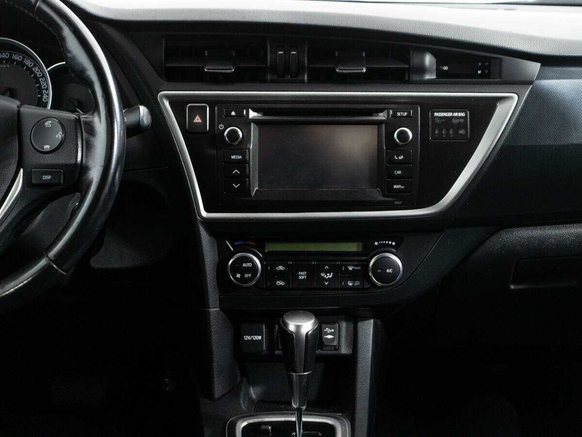 Toyota Auris, 2013 - Фото №13