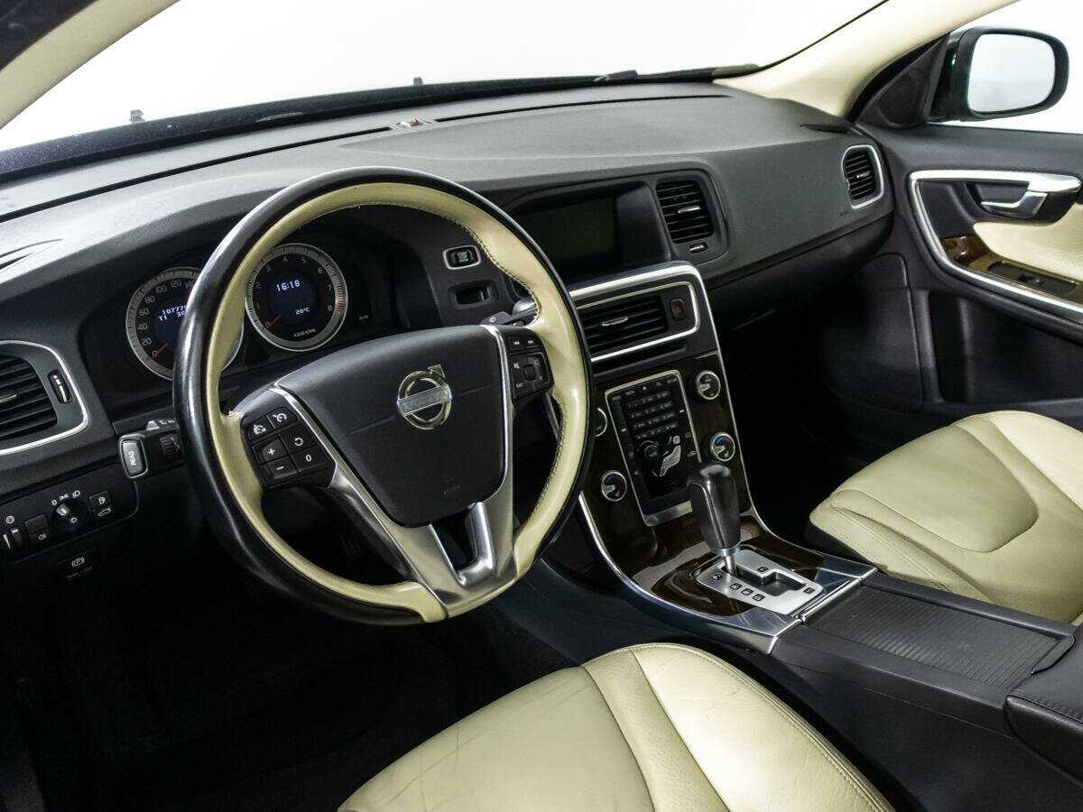 Volvo S60, 2012 - Фото №10
