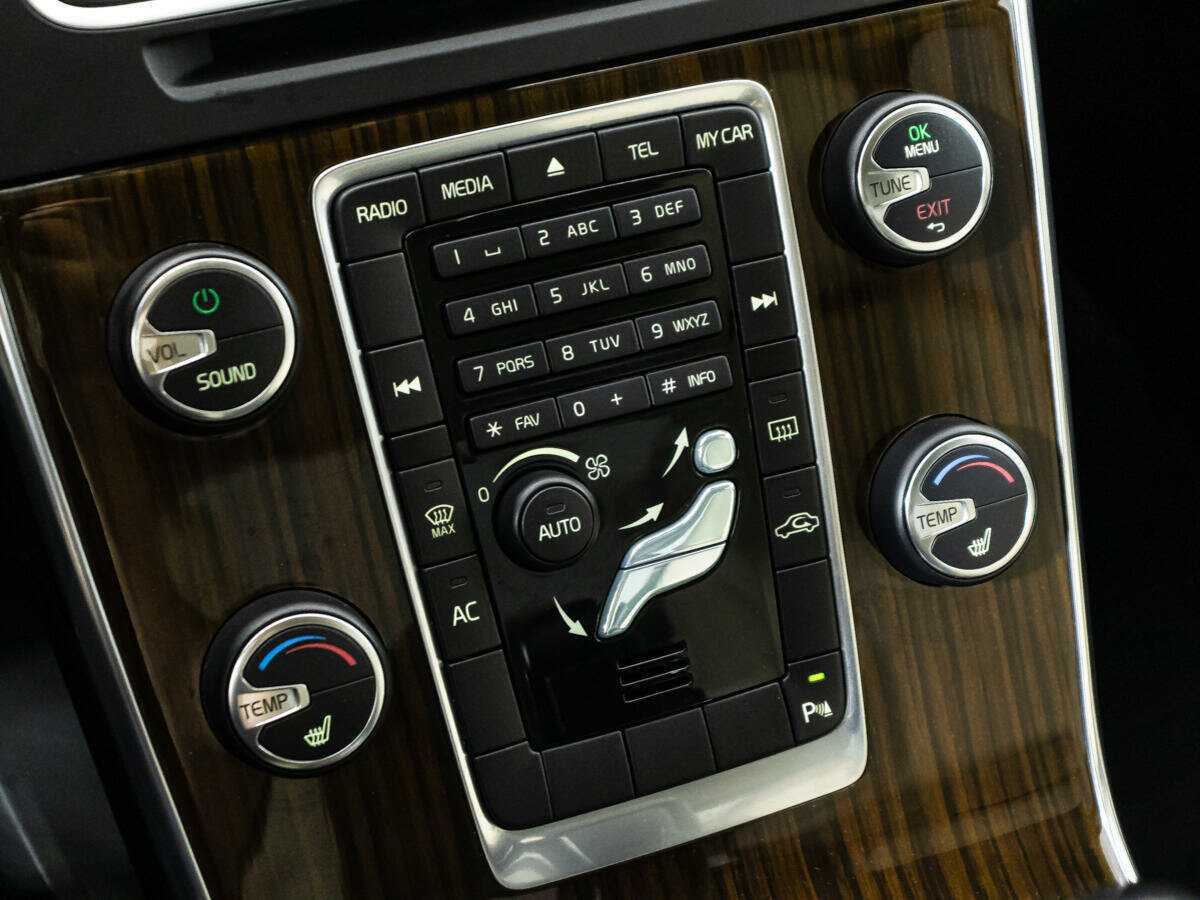 Volvo S60, 2012 - Фото №14