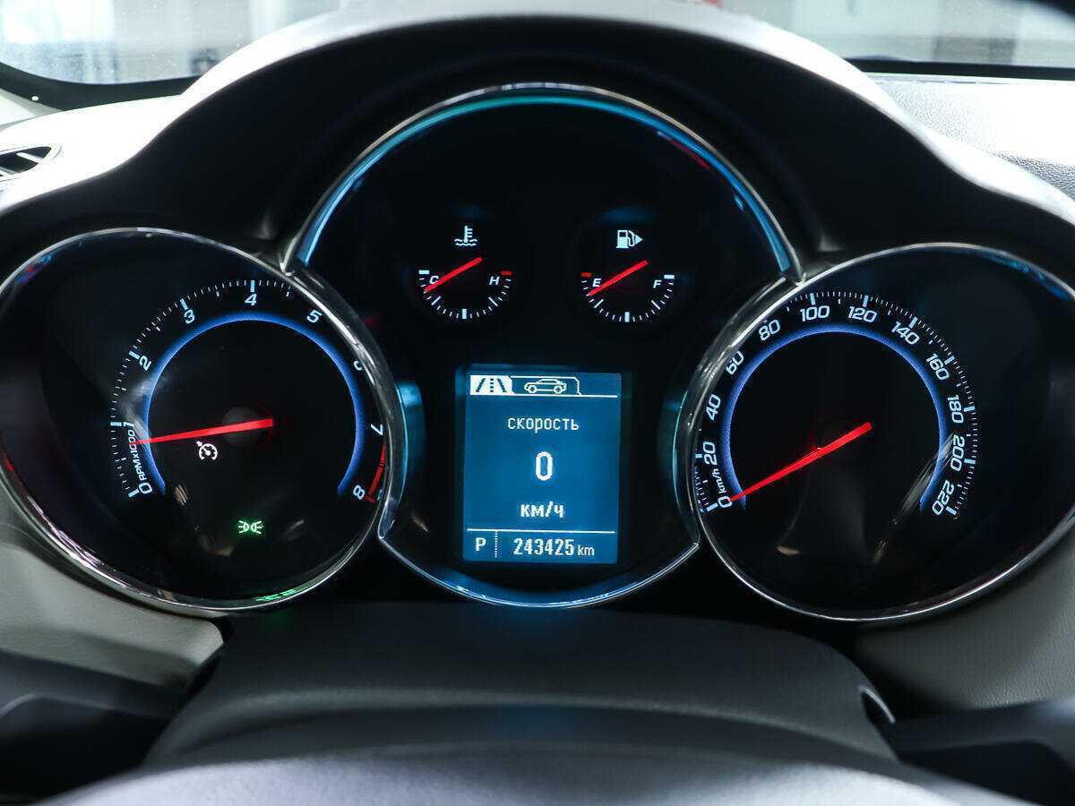 Chevrolet Cruze, 2013 - Фото №13