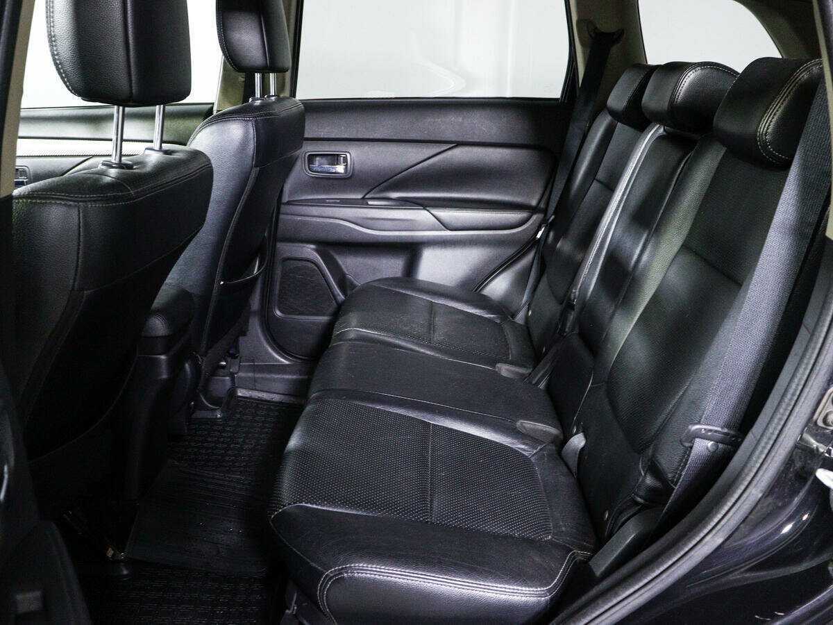 Mitsubishi Outlander, 2012 - Фото №7