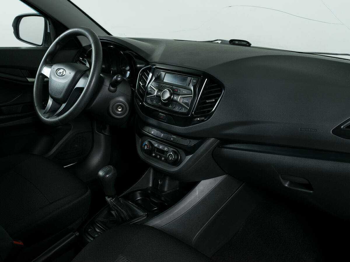 Lada (ВАЗ) Vesta, 2019 - Фото №8