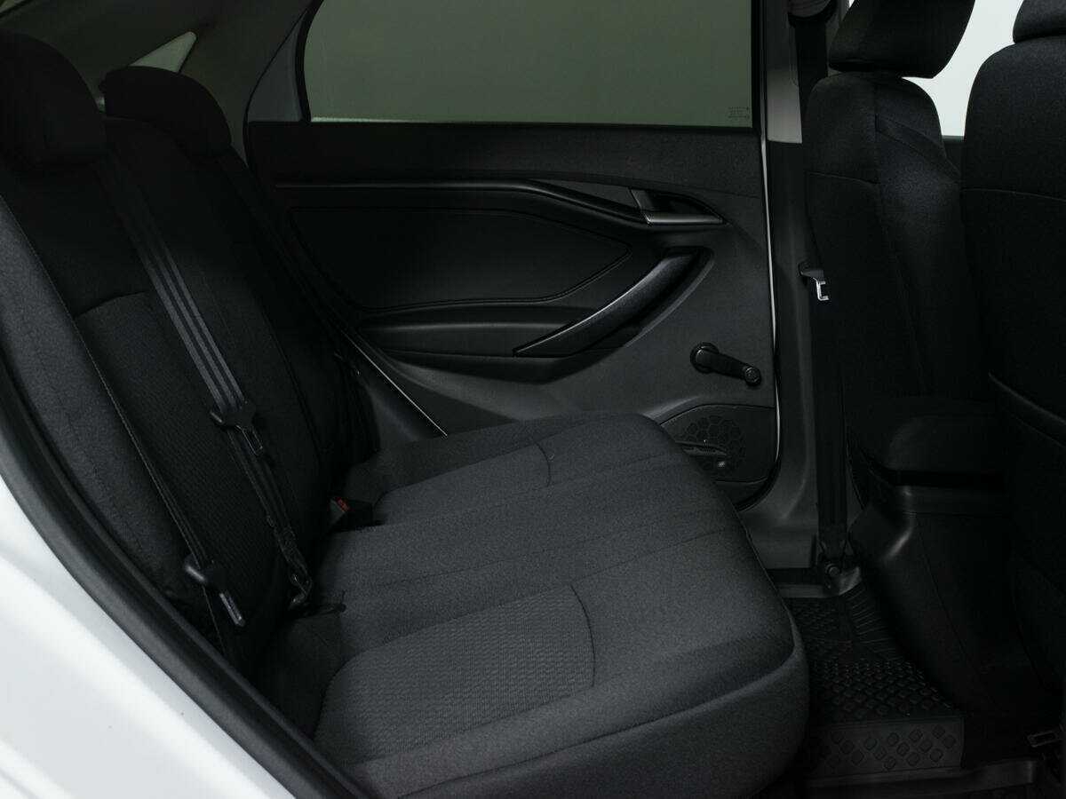 Lada (ВАЗ) Vesta, 2019 - Фото №11