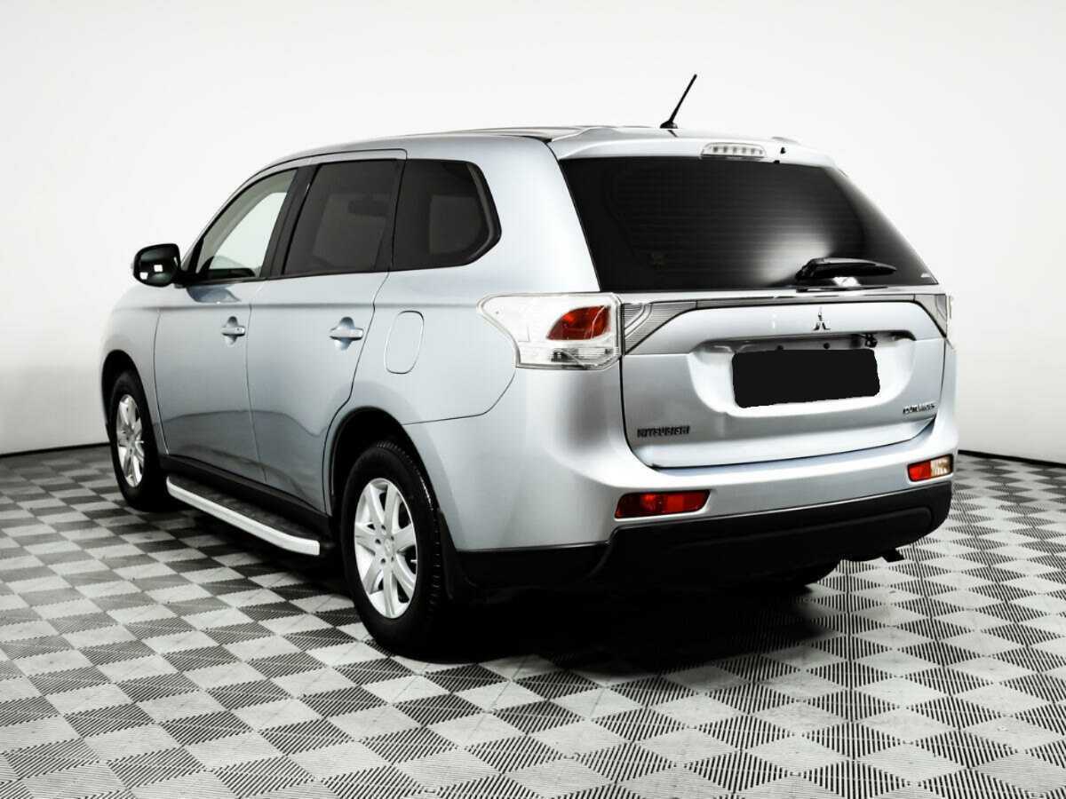 Mitsubishi Outlander, 2013 - Фото №6