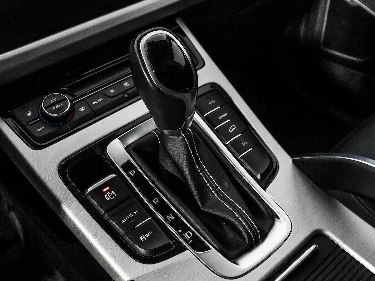 Geely Atlas, 2021 - Фото №10