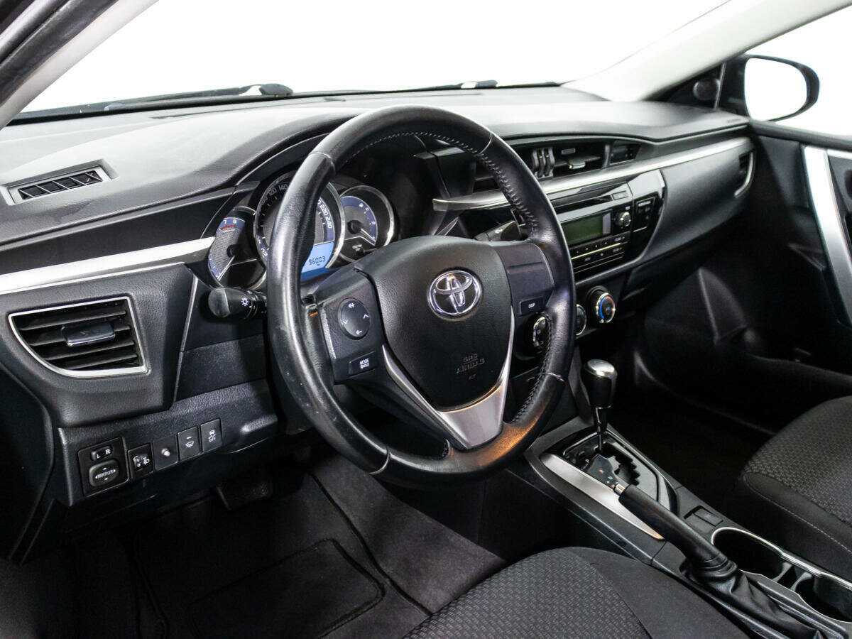 Toyota Corolla, 2013 - Фото №10