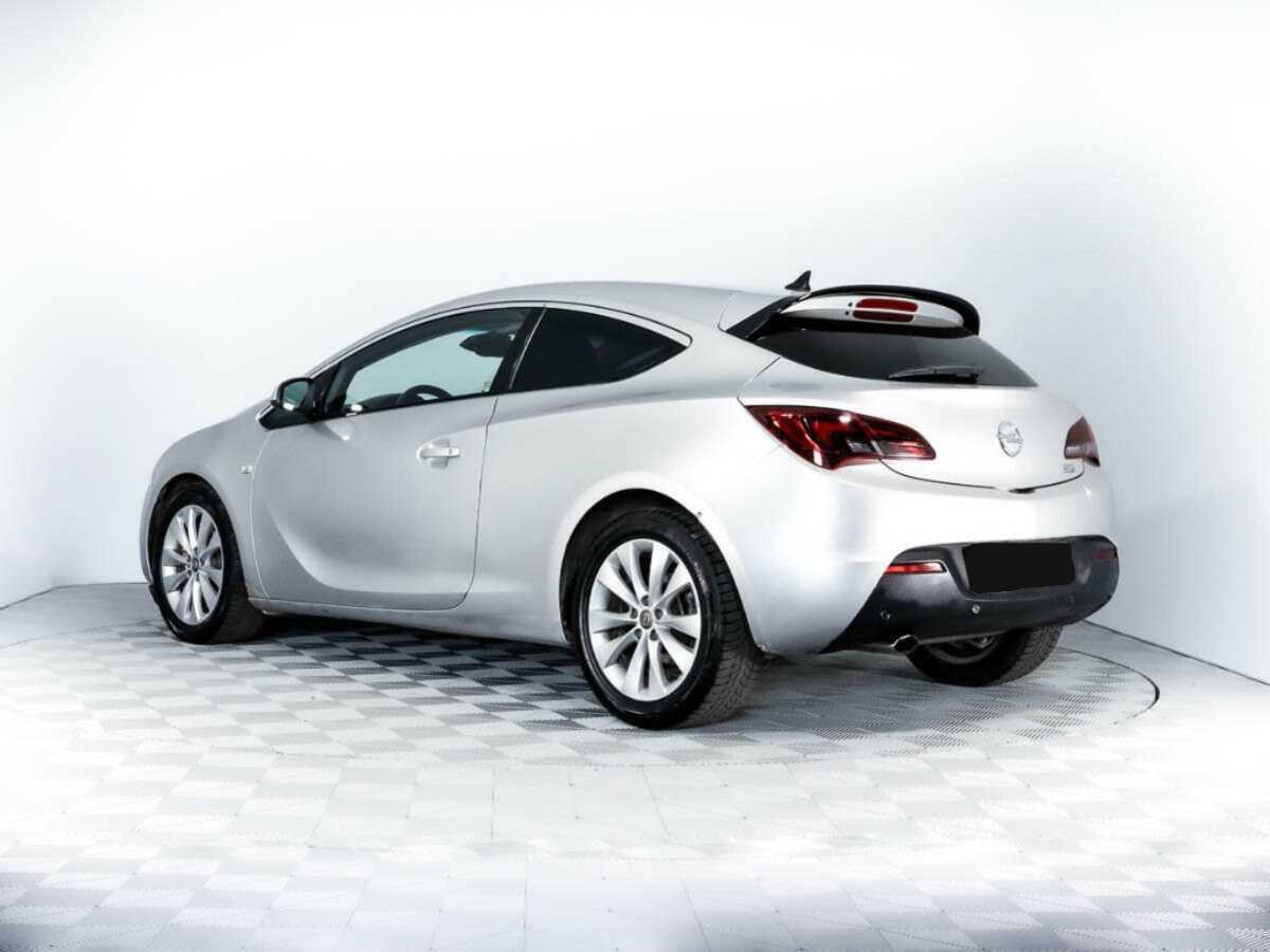 Opel Astra GTC, 2012 - Фото №6
