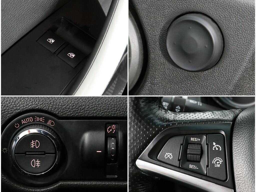 Opel Astra GTC, 2012 - Фото №15