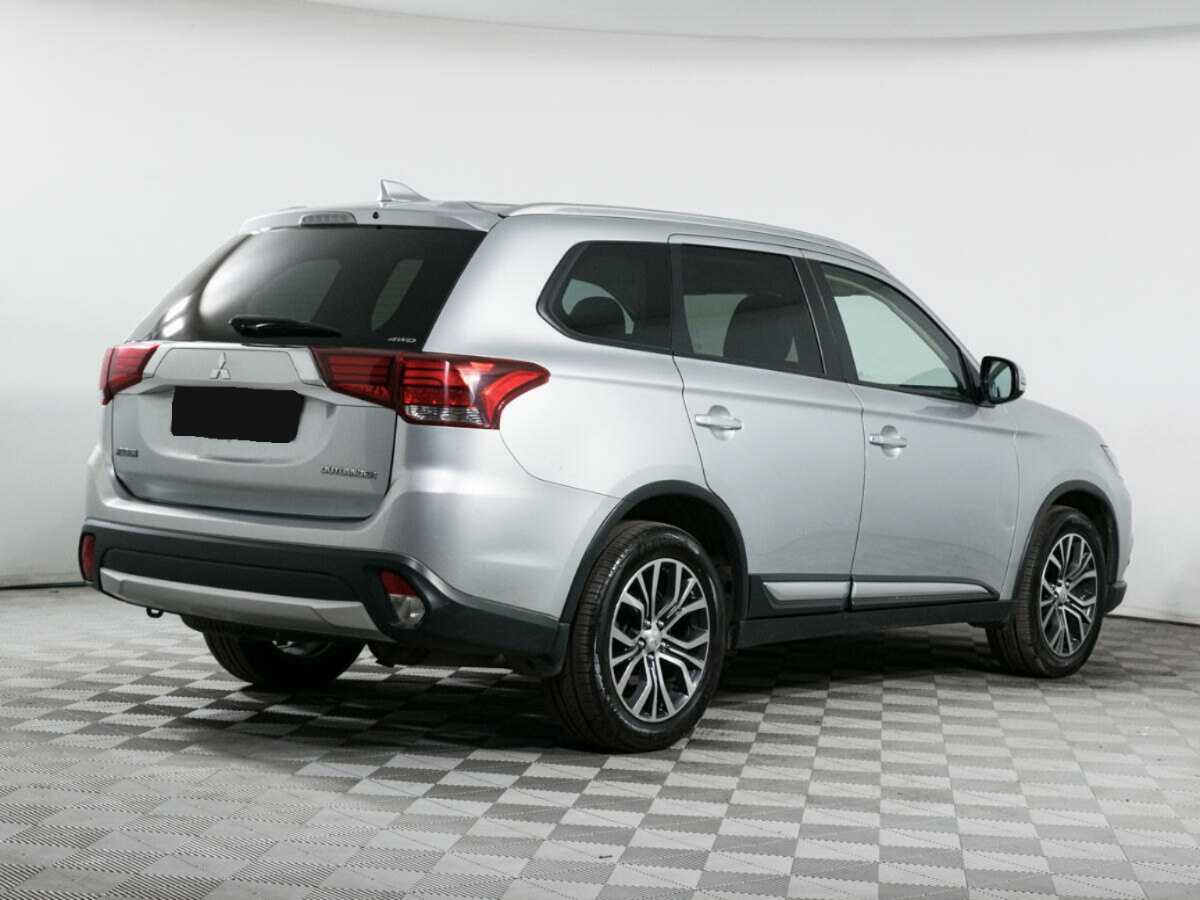 Mitsubishi Outlander, 2017 - Фото №3
