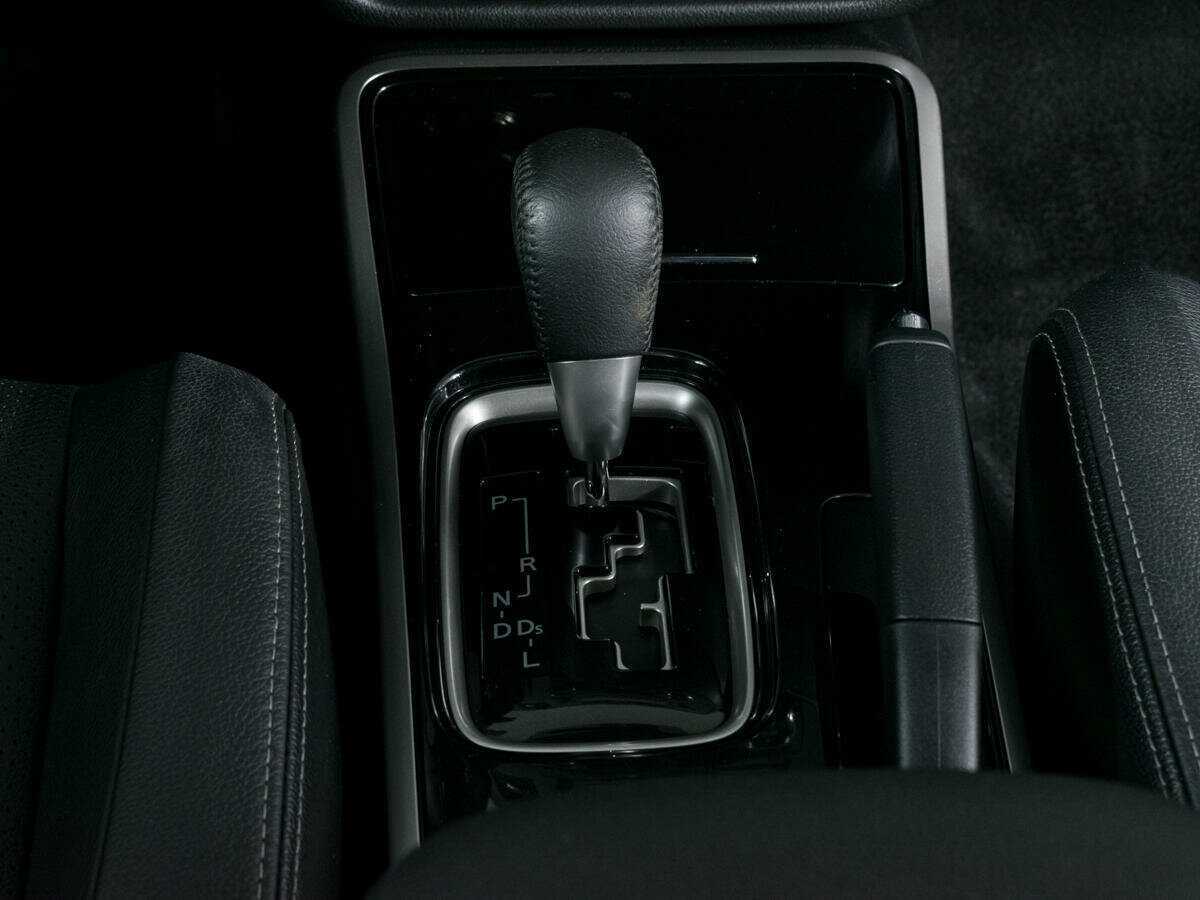 Mitsubishi Outlander, 2017 - Фото №13