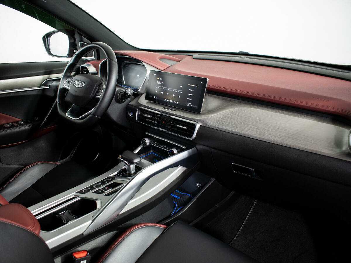 Geely Coolray, 2022 - Фото №8