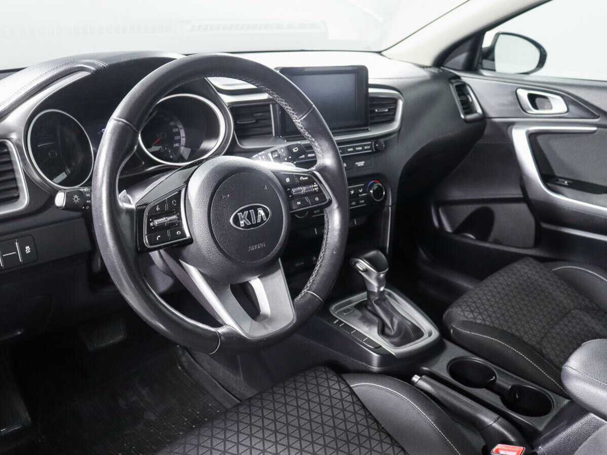 Kia Ceed, 2018 - Фото №12
