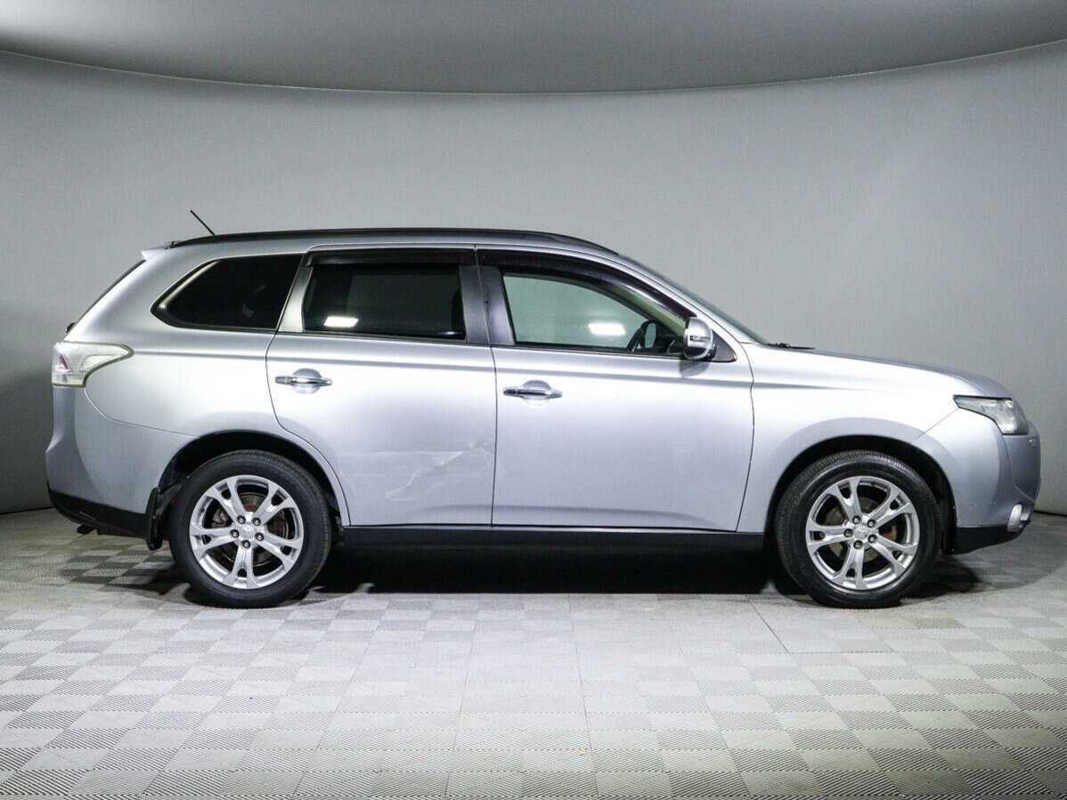 Mitsubishi Outlander, 2012 - Фото №3
