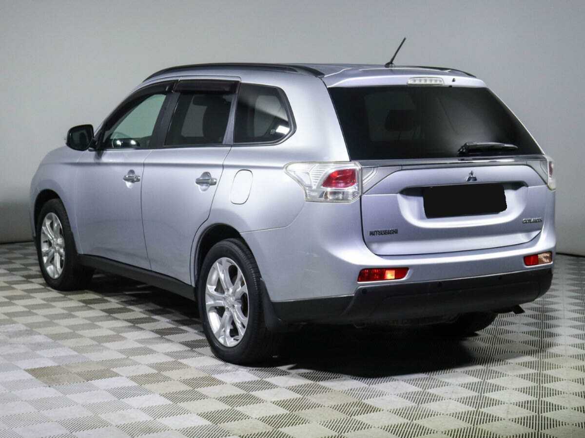 Mitsubishi Outlander, 2012 - Фото №6