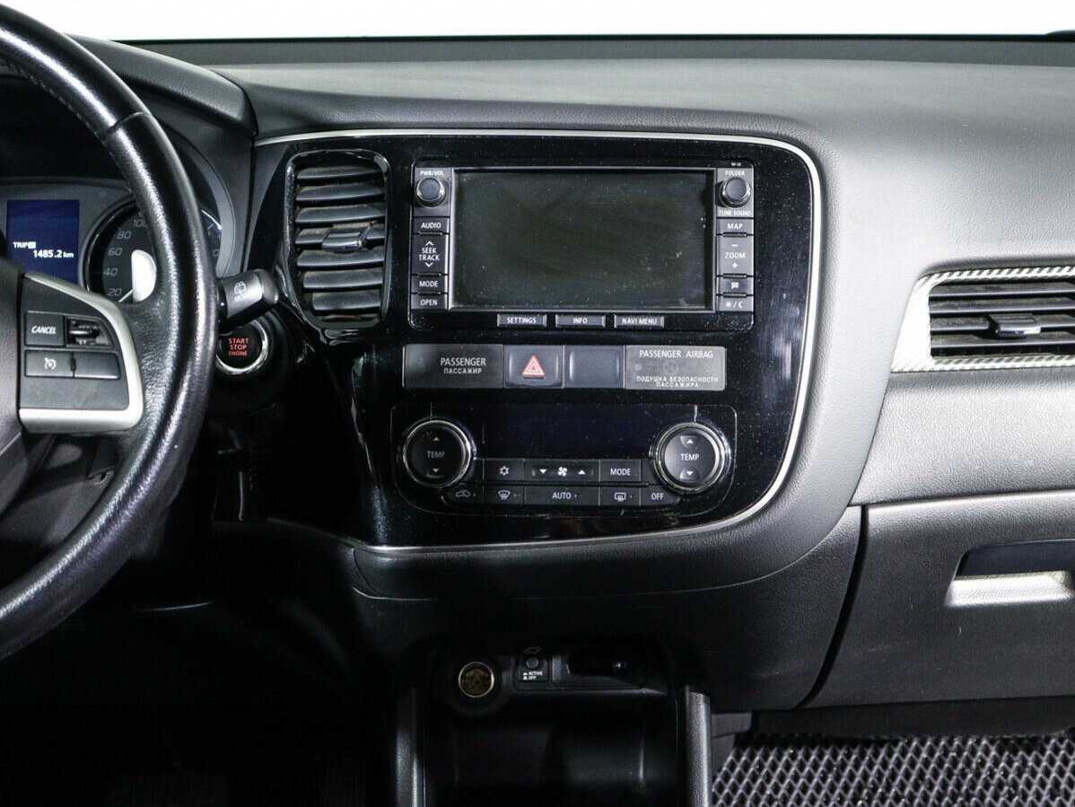 Mitsubishi Outlander, 2012 - Фото №12