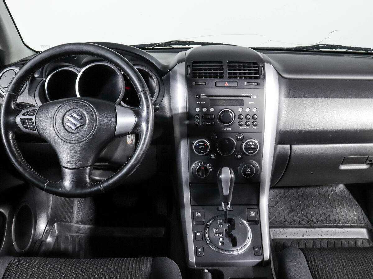 Suzuki Grand Vitara, 2012 - Фото №11