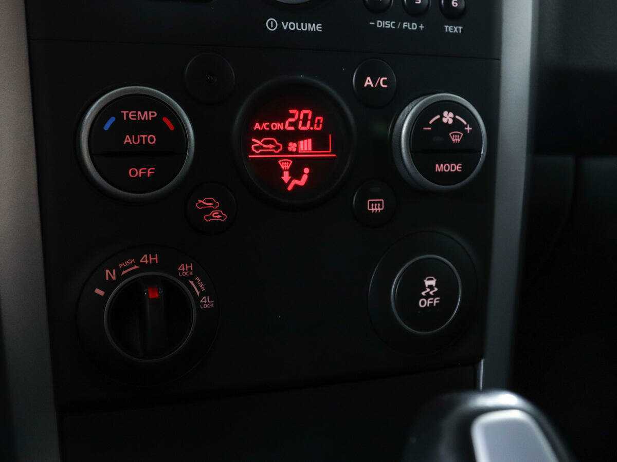 Suzuki Grand Vitara, 2012 - Фото №13