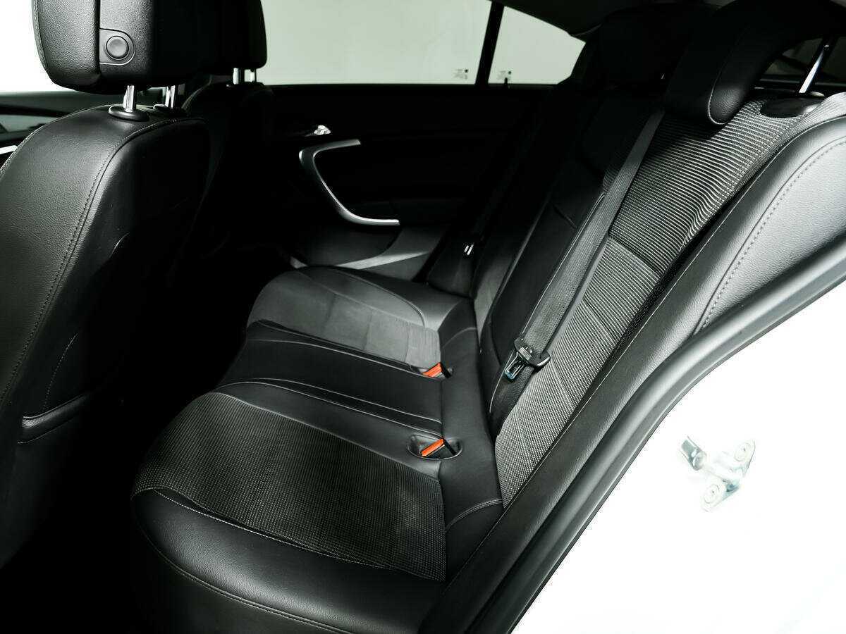 Opel Insignia, 2012 - Фото №11