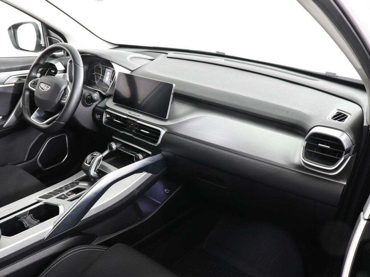 Geely Coolray, 2022 - Фото №9