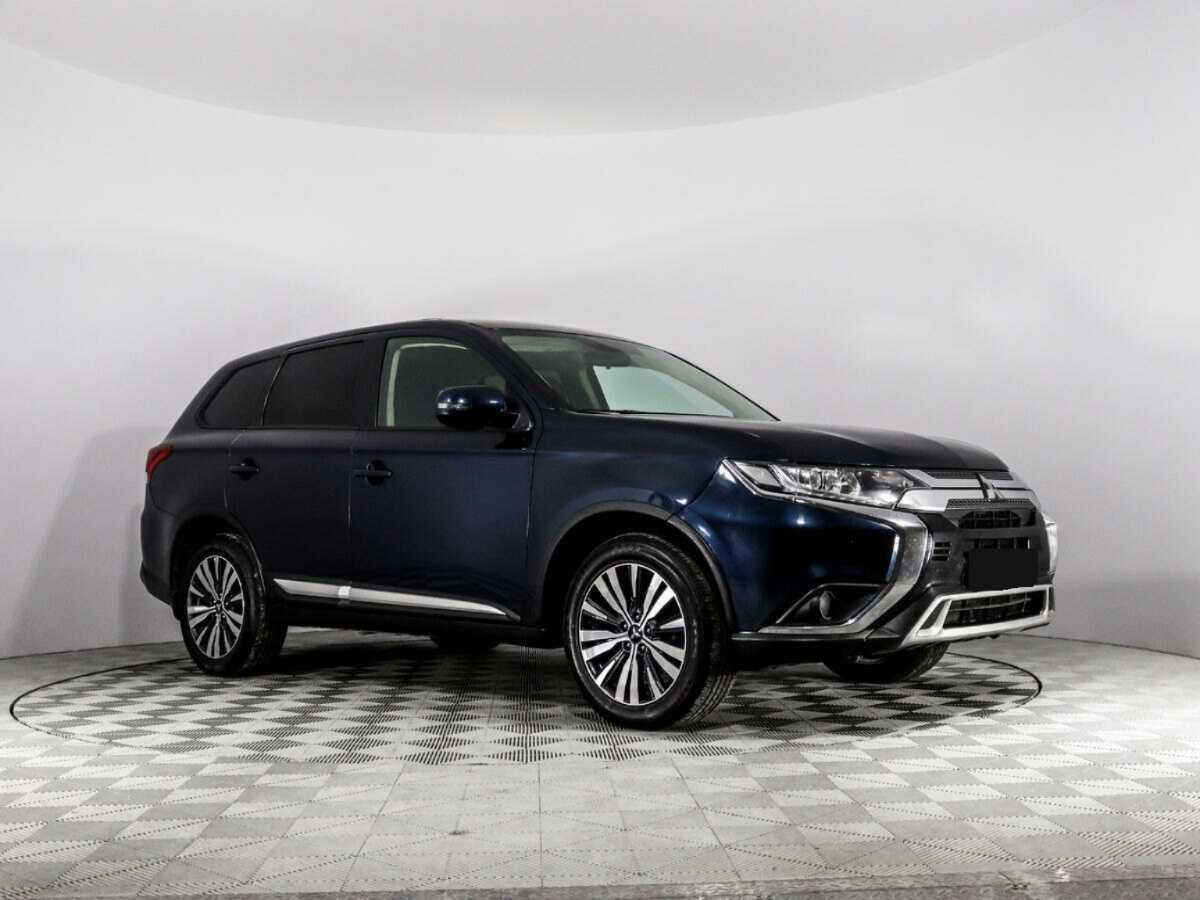 Mitsubishi Outlander, 2018 - Фото №2