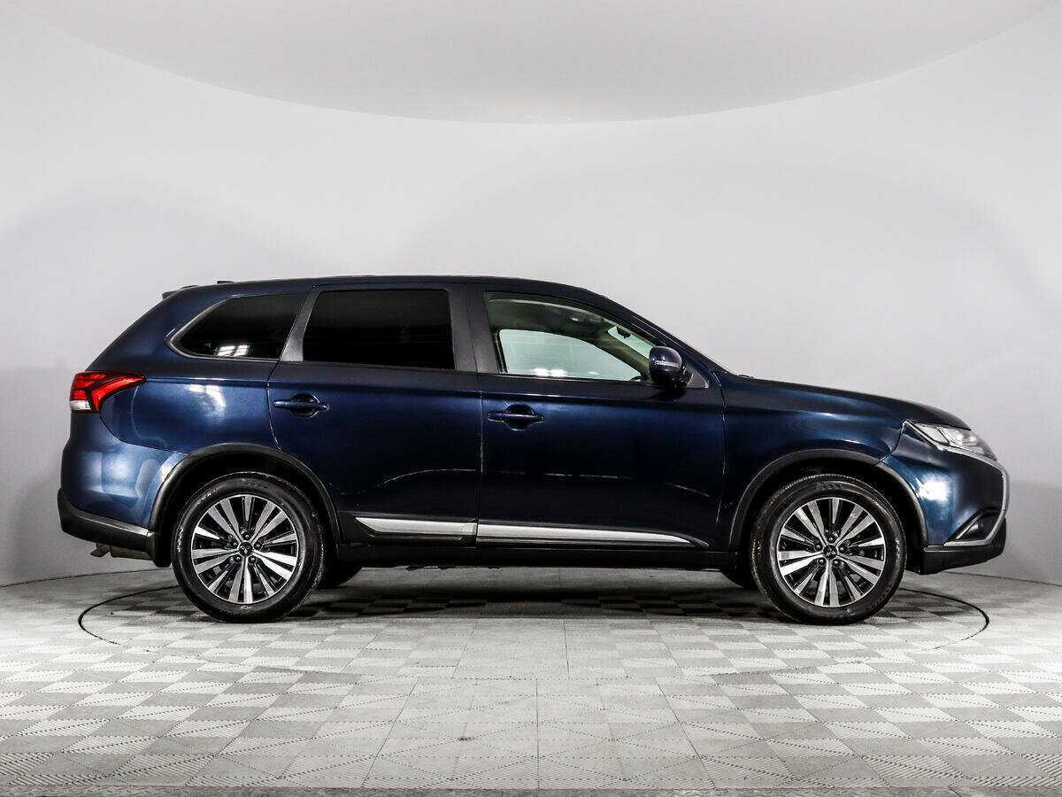 Mitsubishi Outlander, 2018 - Фото №3