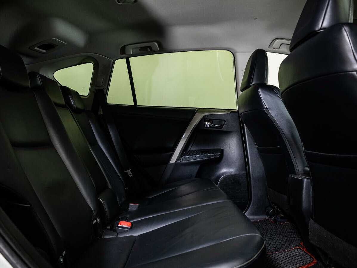 Toyota RAV4, 2012 - Фото №7