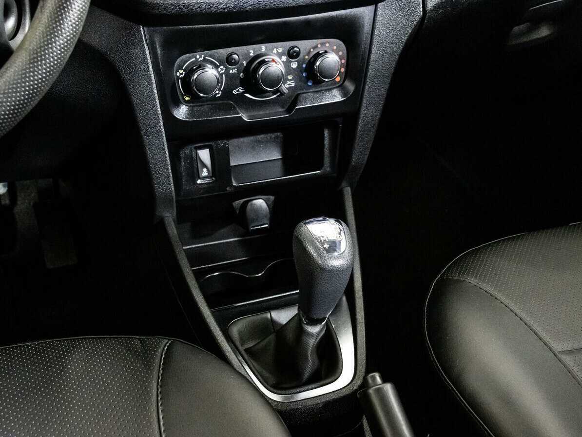 Lada (ВАЗ) XRAY, 2017 - Фото №11