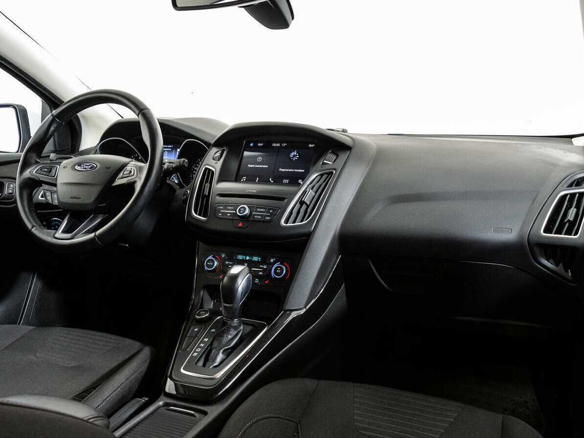 Ford Focus, 2019 - Фото №8