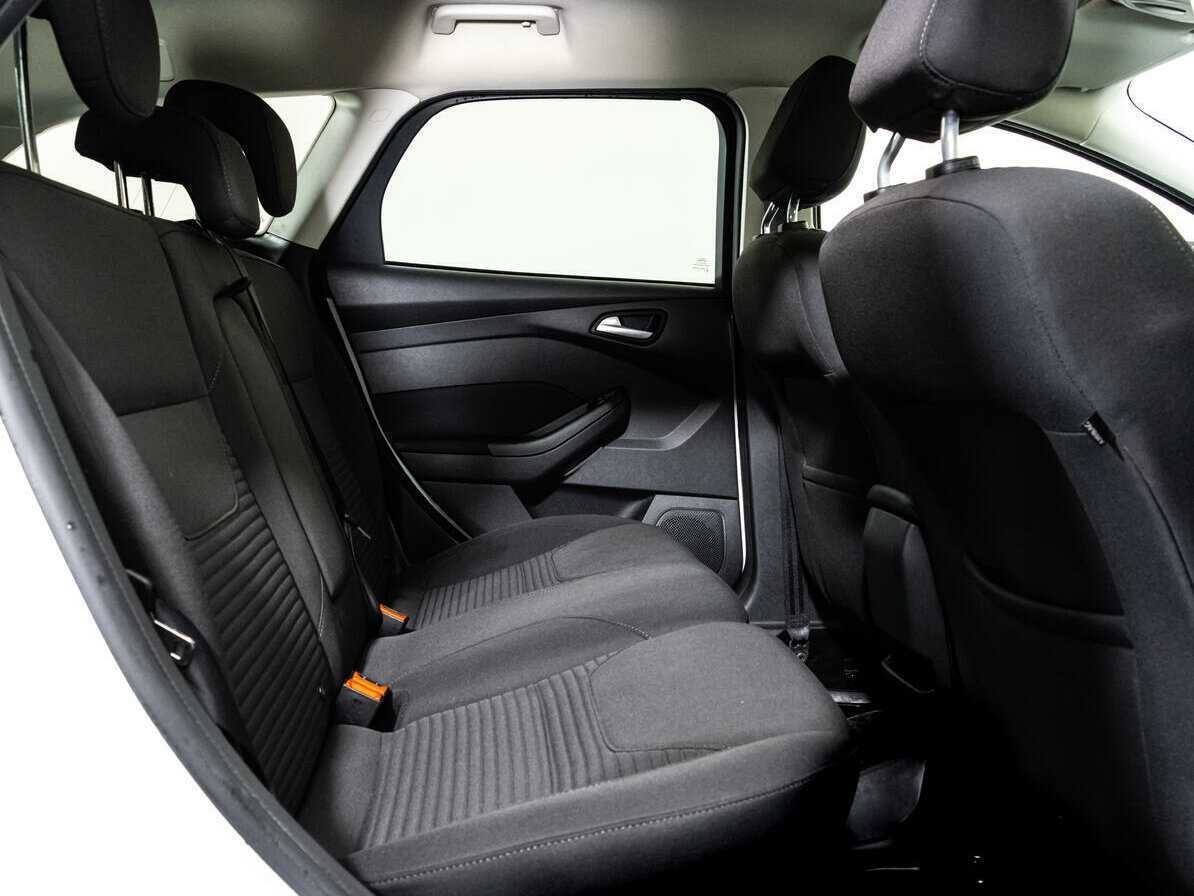 Ford Focus, 2019 - Фото №15