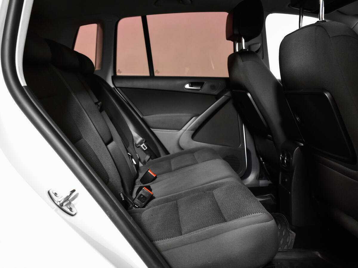 Volkswagen Tiguan, 2015 - Фото №9