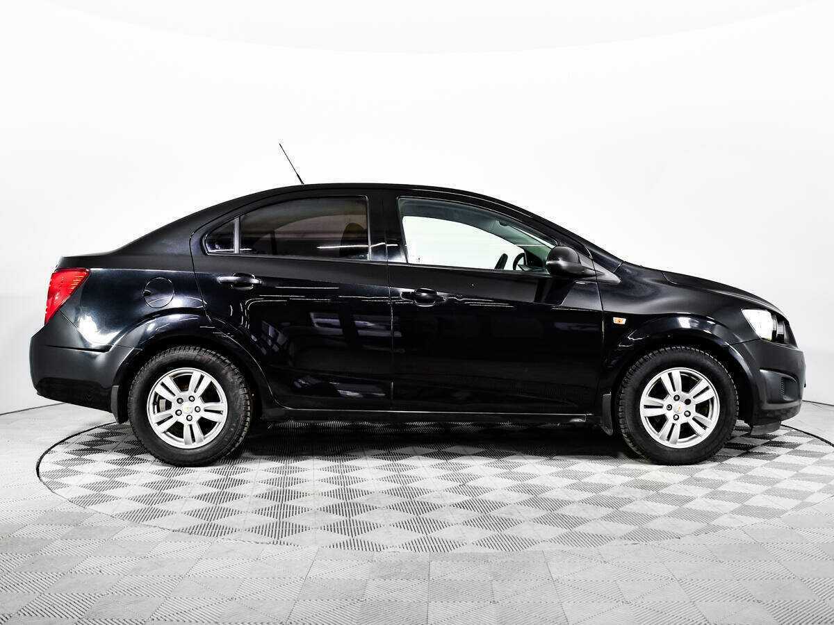 Chevrolet Aveo, 2014 - Фото №3