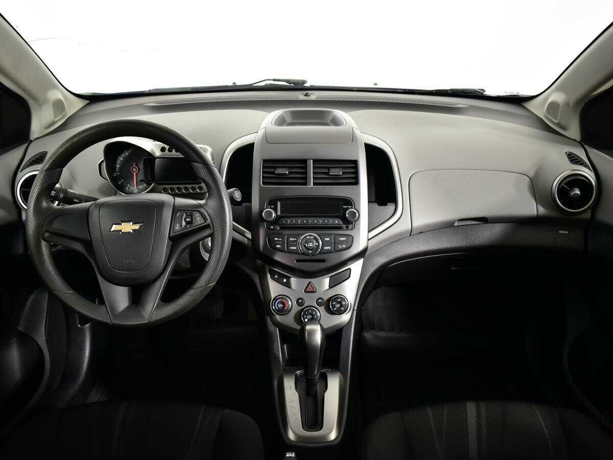 Chevrolet Aveo, 2014 - Фото №11