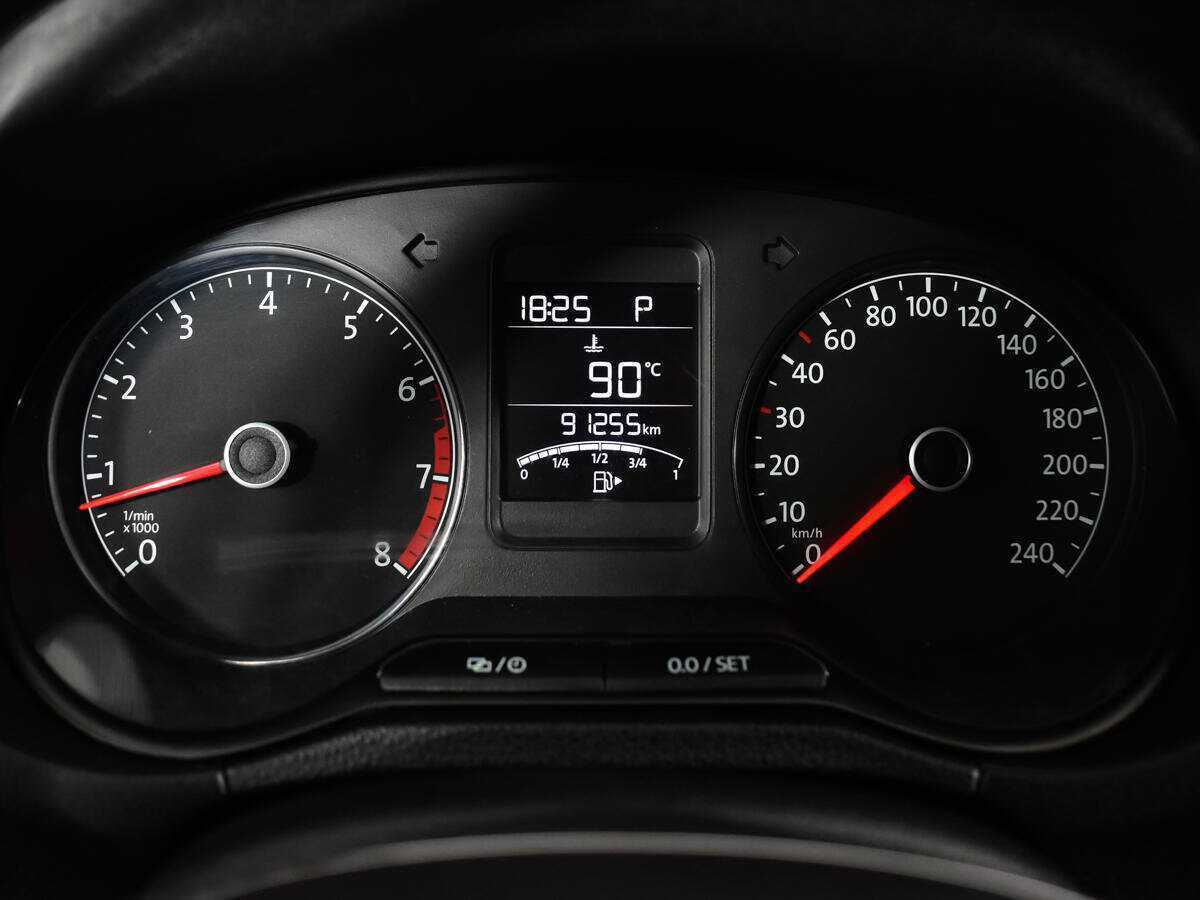 Volkswagen Polo, 2015 - Фото №6