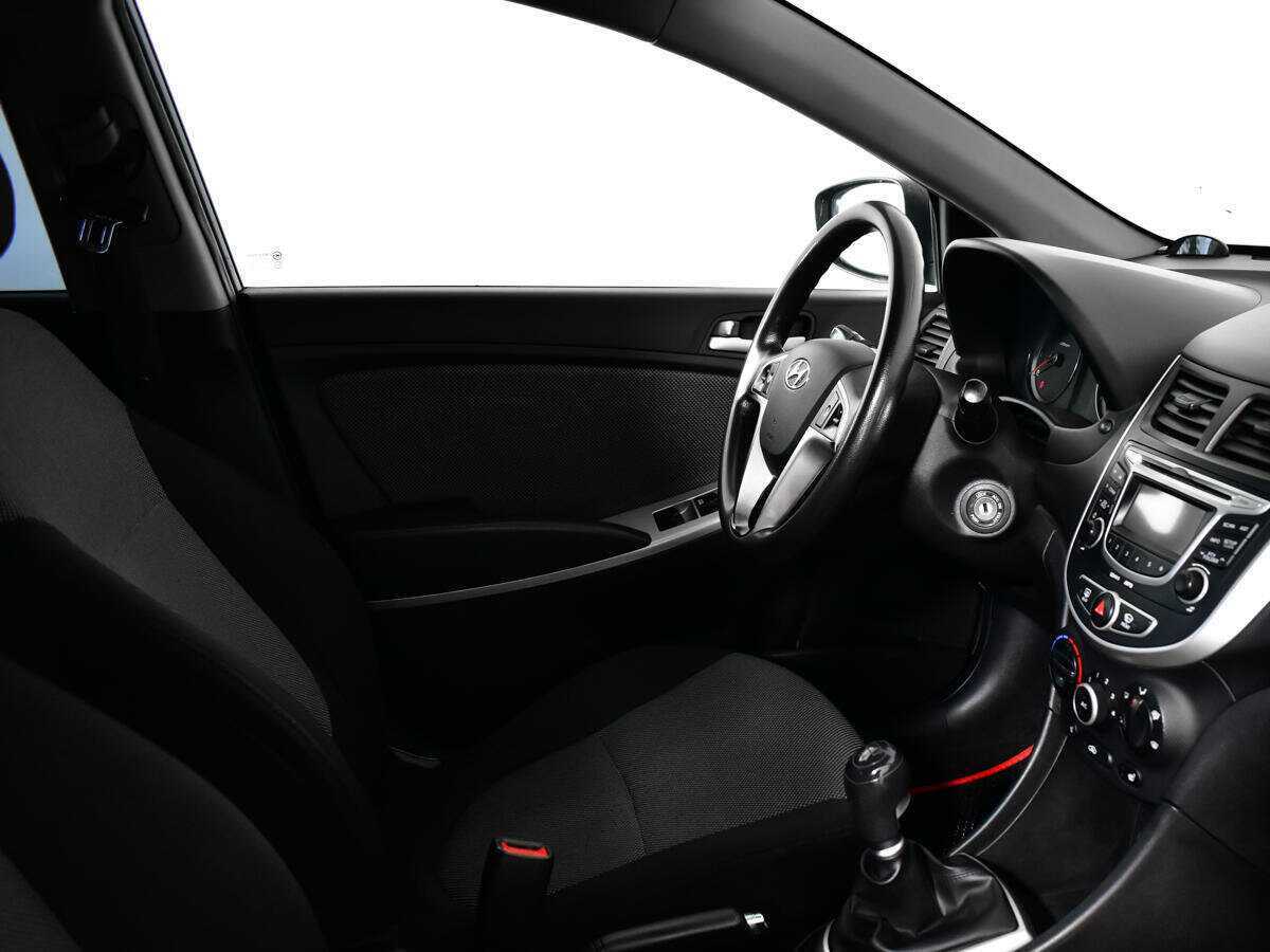 Hyundai Solaris, 2012 - Фото №8