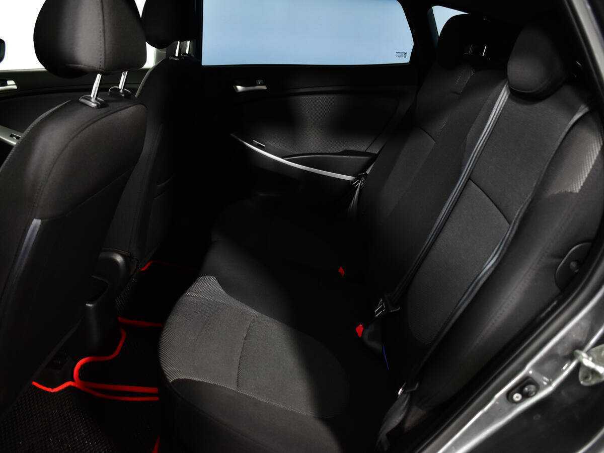 Hyundai Solaris, 2012 - Фото №9