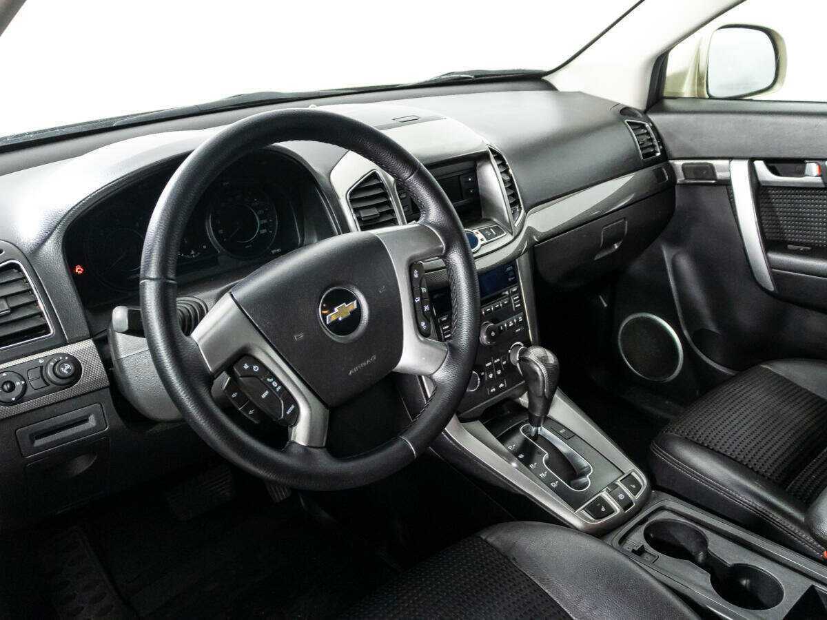 Chevrolet Captiva, 2012 - Фото №10