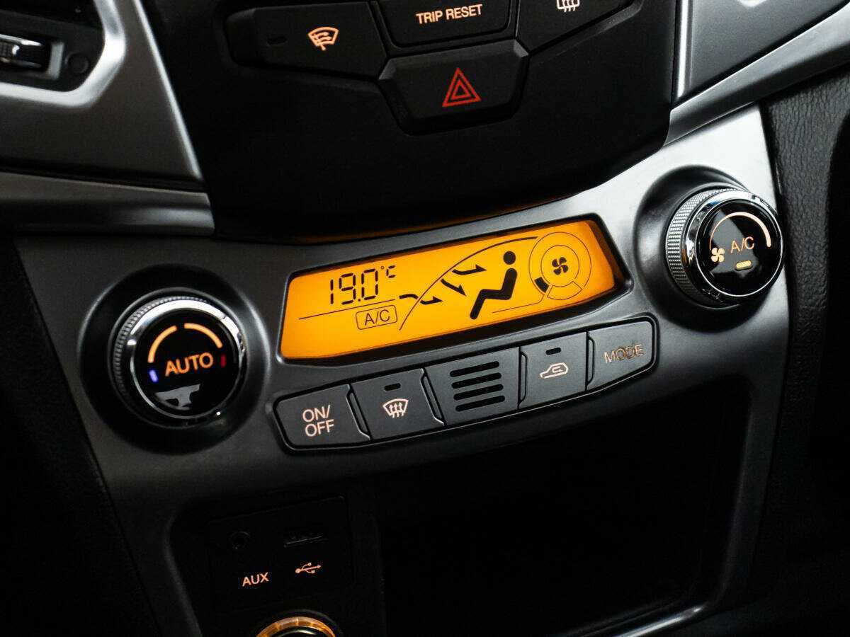 SsangYong Actyon, 2014 - Фото №14