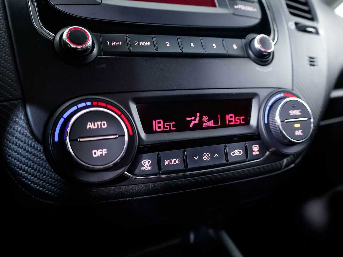 Kia Cerato, 2018 - Фото №14