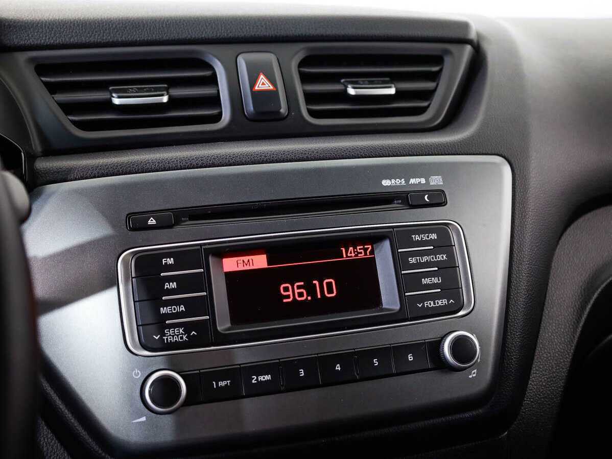 Kia Rio, 2016 - Фото №15