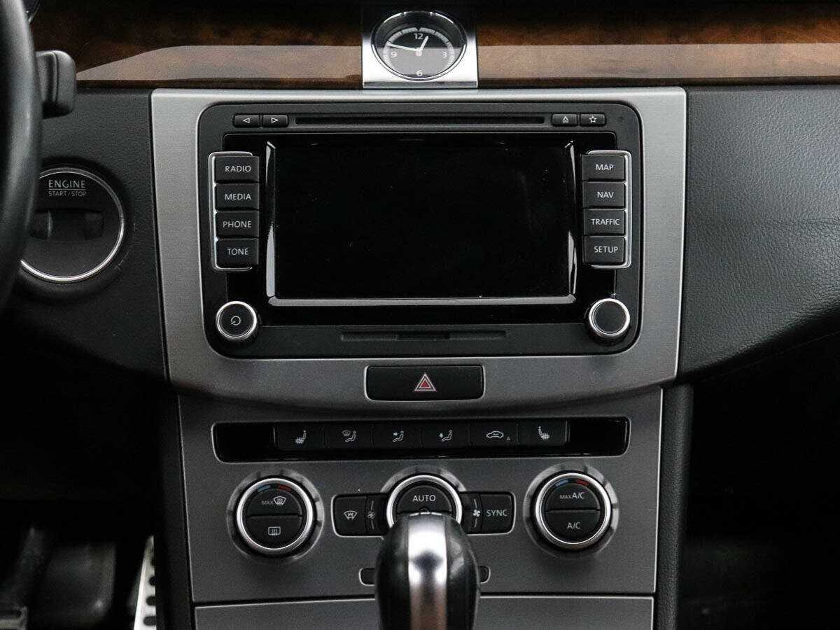 Volkswagen Passat CC, 2012 - Фото №11